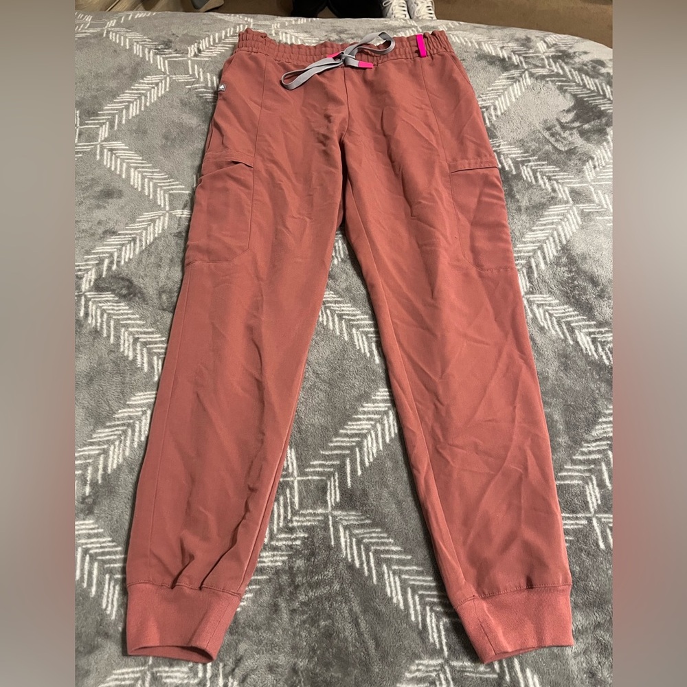 Figs Mauve color Jogger Pants